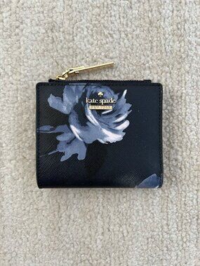 Kate Spade Cameron Street Night Rose Adalyn Bifold Wallet Faux Leather